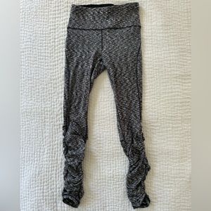 lululemon high-waisted ruched winter running tights size 6 NWOT